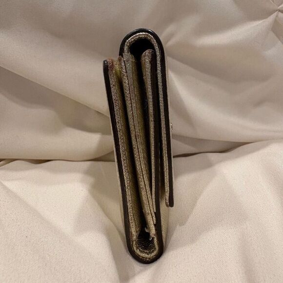Kate Spade New York Gold Leather Small Bifold Wallet with Coin Purse ♠️ - Picture 2 of 9